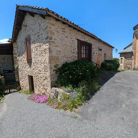 Petit Paisible Au Coeur Du Village *