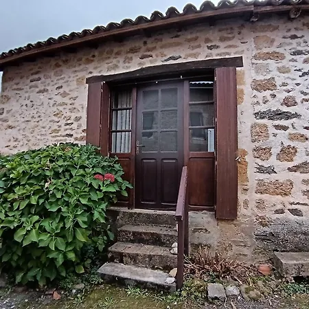 Petit Paisible Au Coeur Du Village Apartamento *